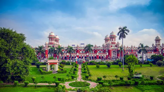 Lucknow Heritage Tour